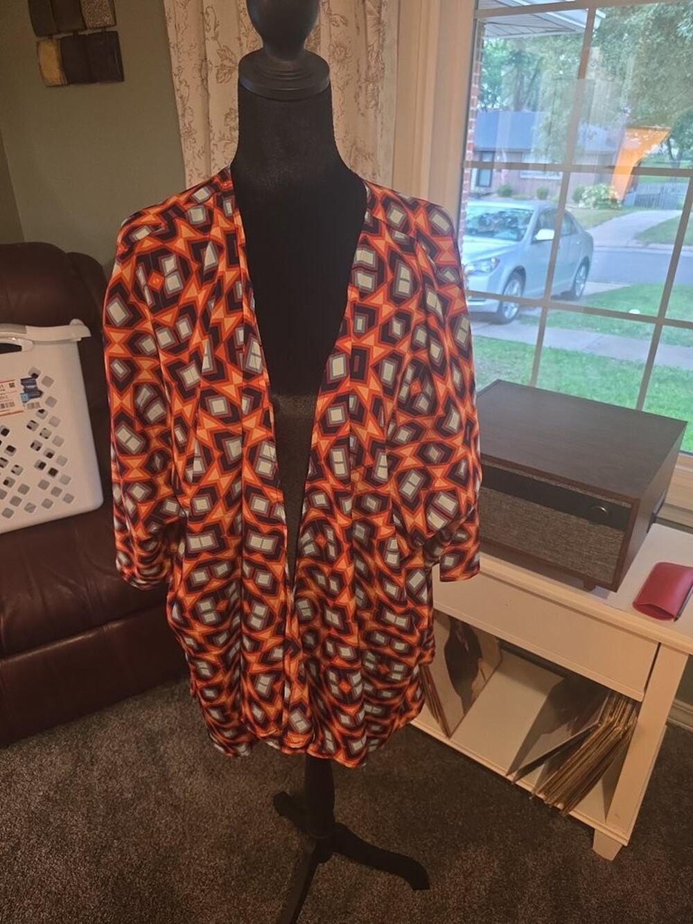 LuLaRoe Lindsay Kimono Cardigan Geometric Print Size Large